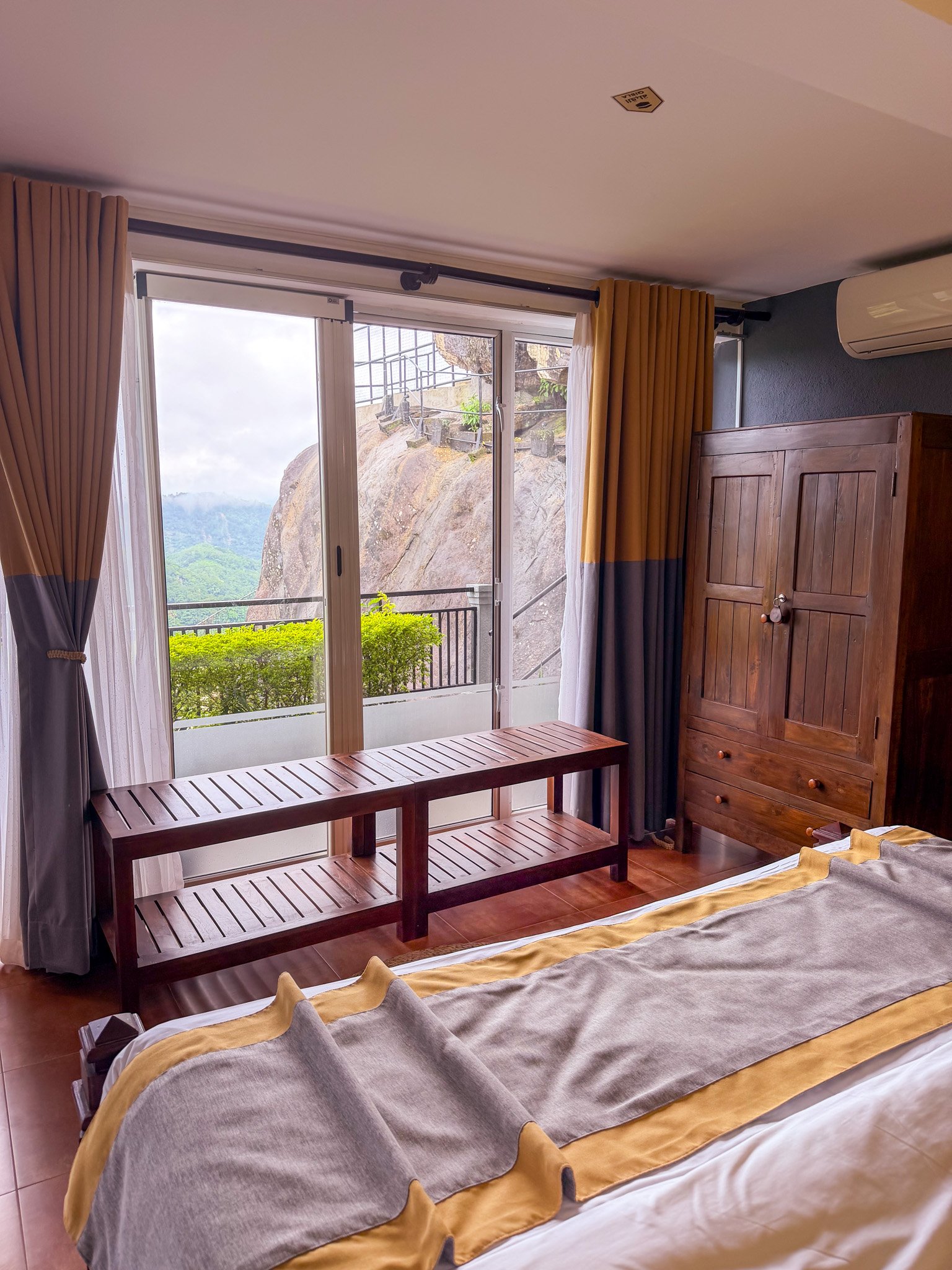 The Mountain View Suite - View 5